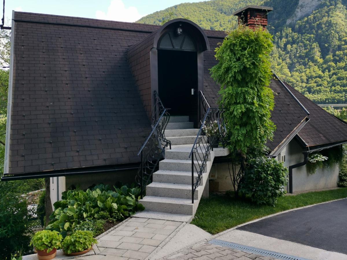 Apartmaji Mak Jesenice Exteriör bild