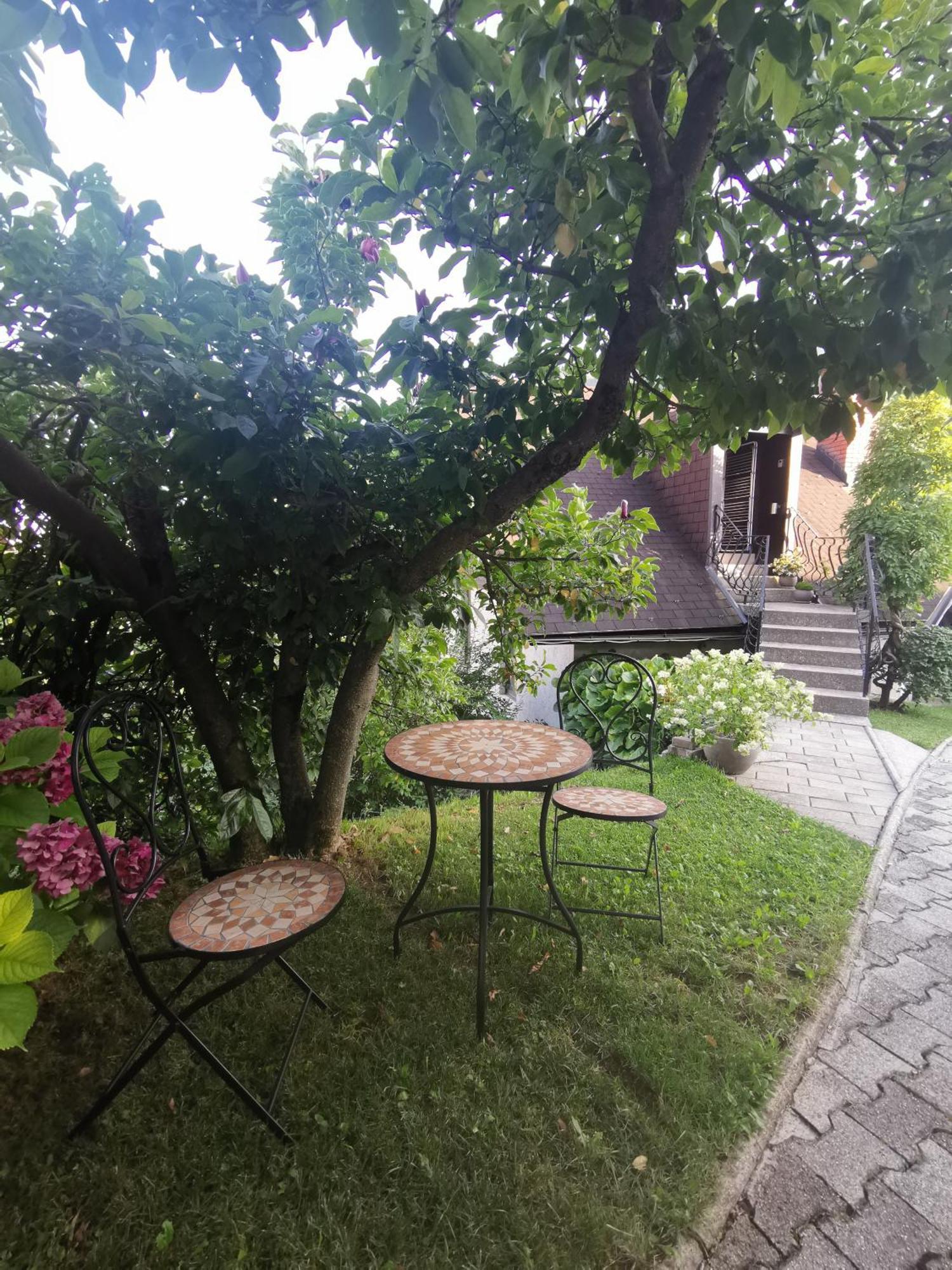 Apartmaji Mak Jesenice Exteriör bild
