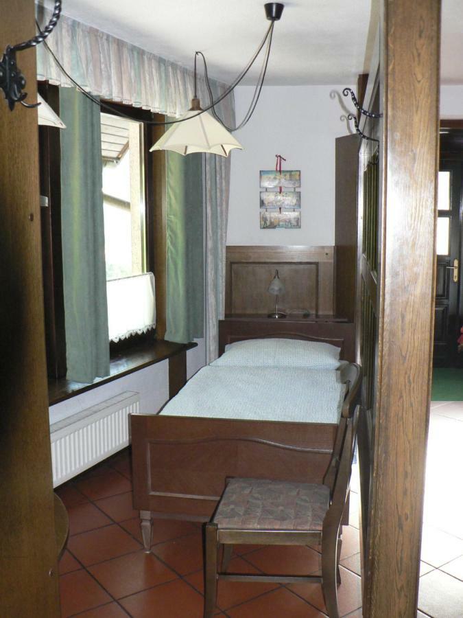 Apartmaji Mak Jesenice Exteriör bild