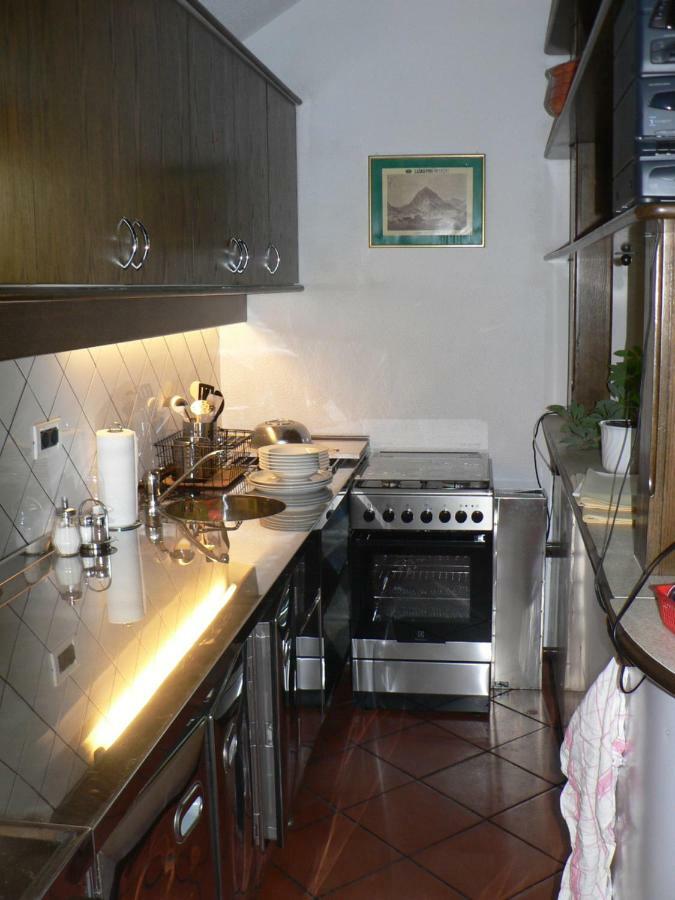 Apartmaji Mak Jesenice Exteriör bild