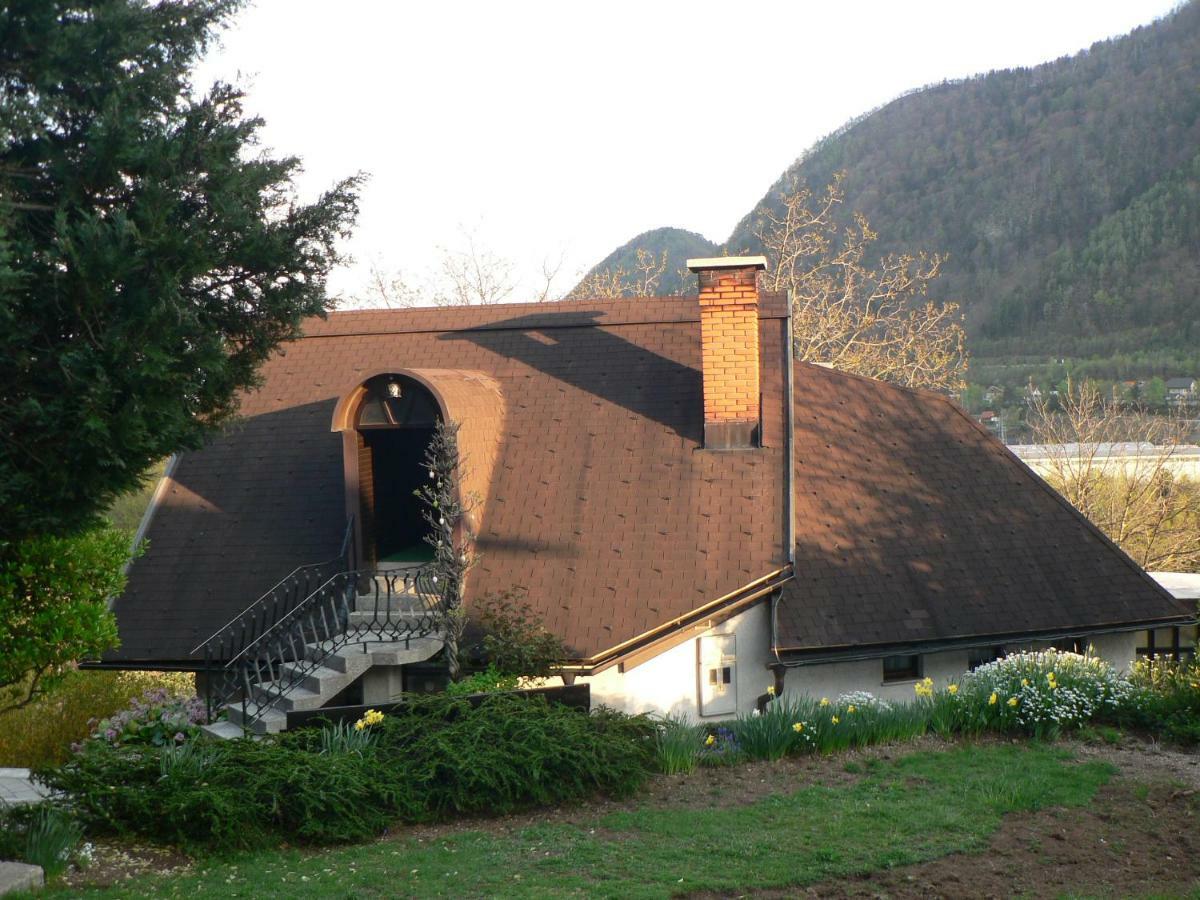 Apartmaji Mak Jesenice Exteriör bild